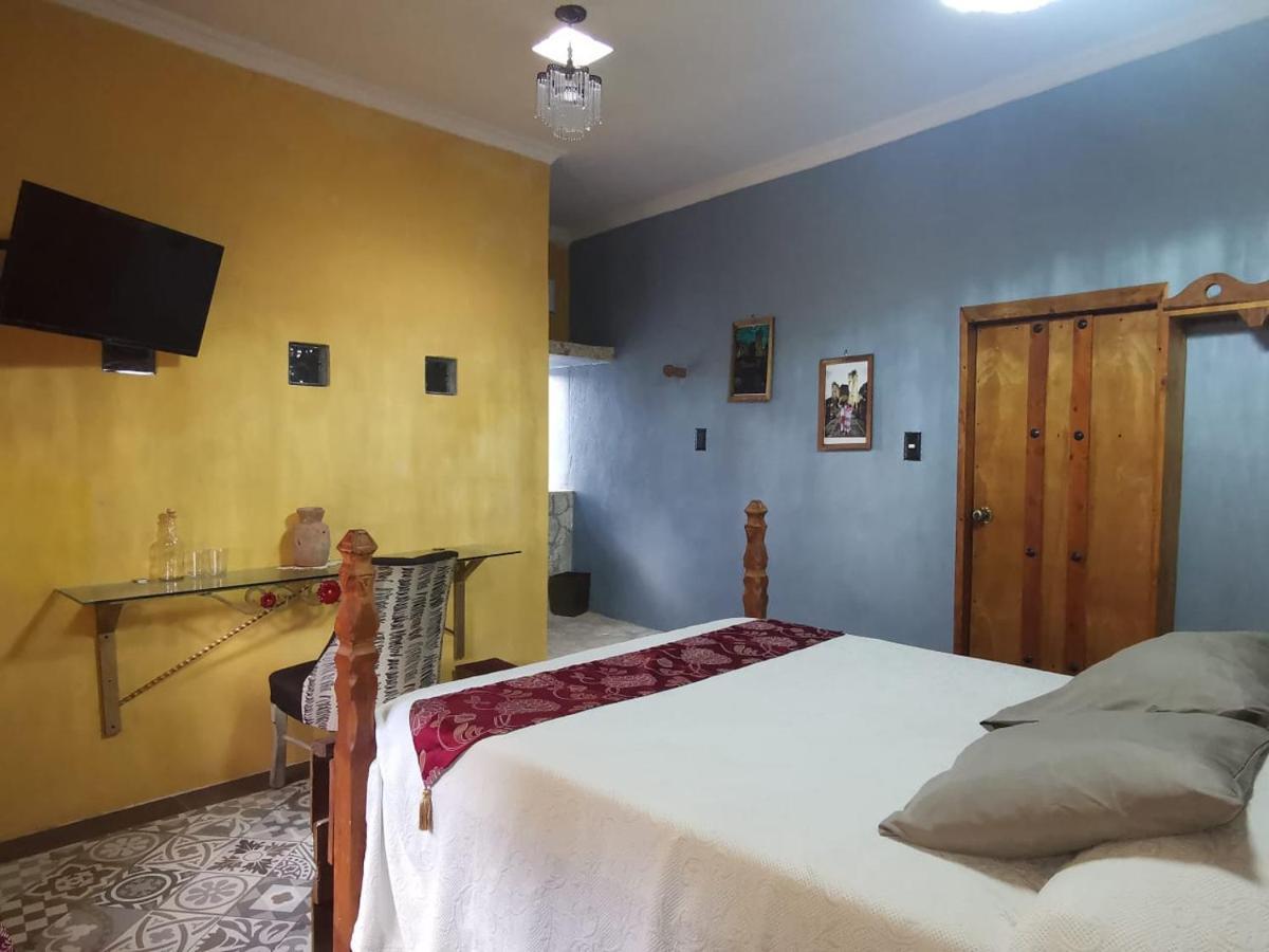 Ekpedz Hotel Tihosuco Colonial מראה חיצוני תמונה